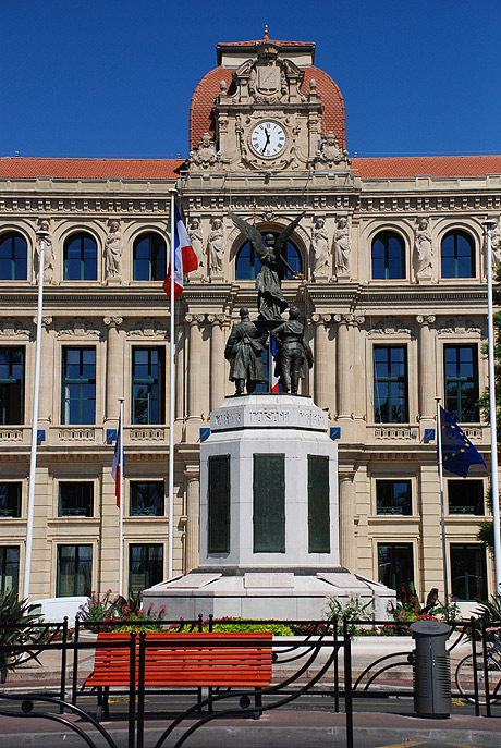 Das Hotel de Ville in Cannes foto