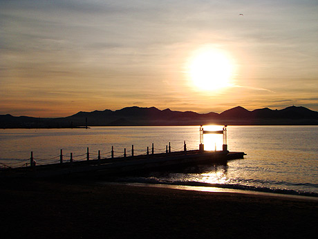 Sonnenaufgang auf dem Französisch Riviera Cannes foto