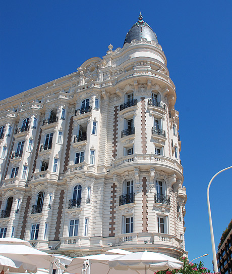 Luxury hotel Cannes side view photo